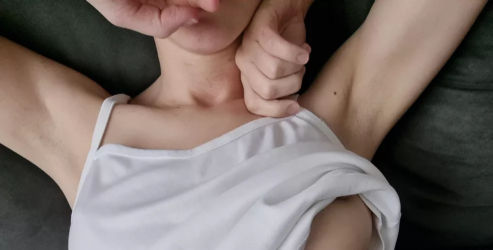 I want to see you cuming for me by xxxlilybeth