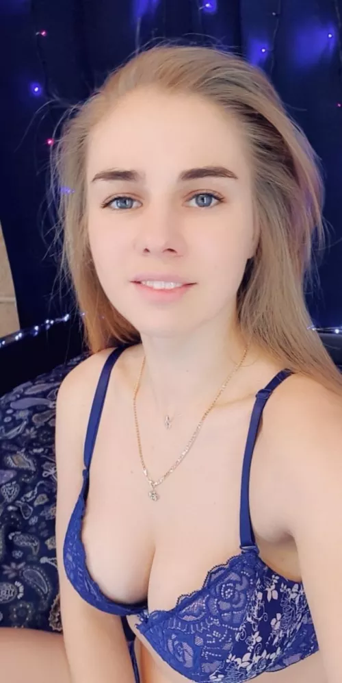 I want to spread my legs and sit on the table.😉 I will run my finger over my pussy, from my clit to my anal hole🍑🍓💥 Would you like it? Link below by Accomplished-Edge501