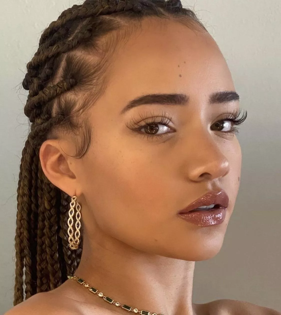 I want to try this hair style!!! posted by contessamedusa