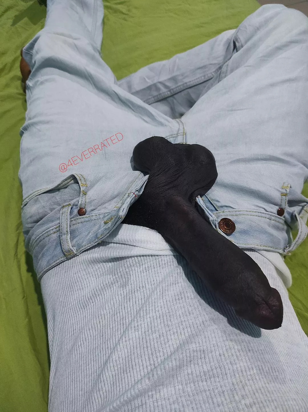 I want you to get addicted to this 9 inch posted by VersKing_