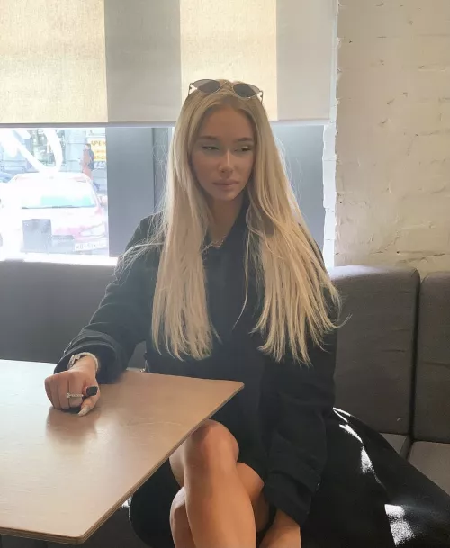 I want you to have me on my knees. 😜😈 by evaelegant