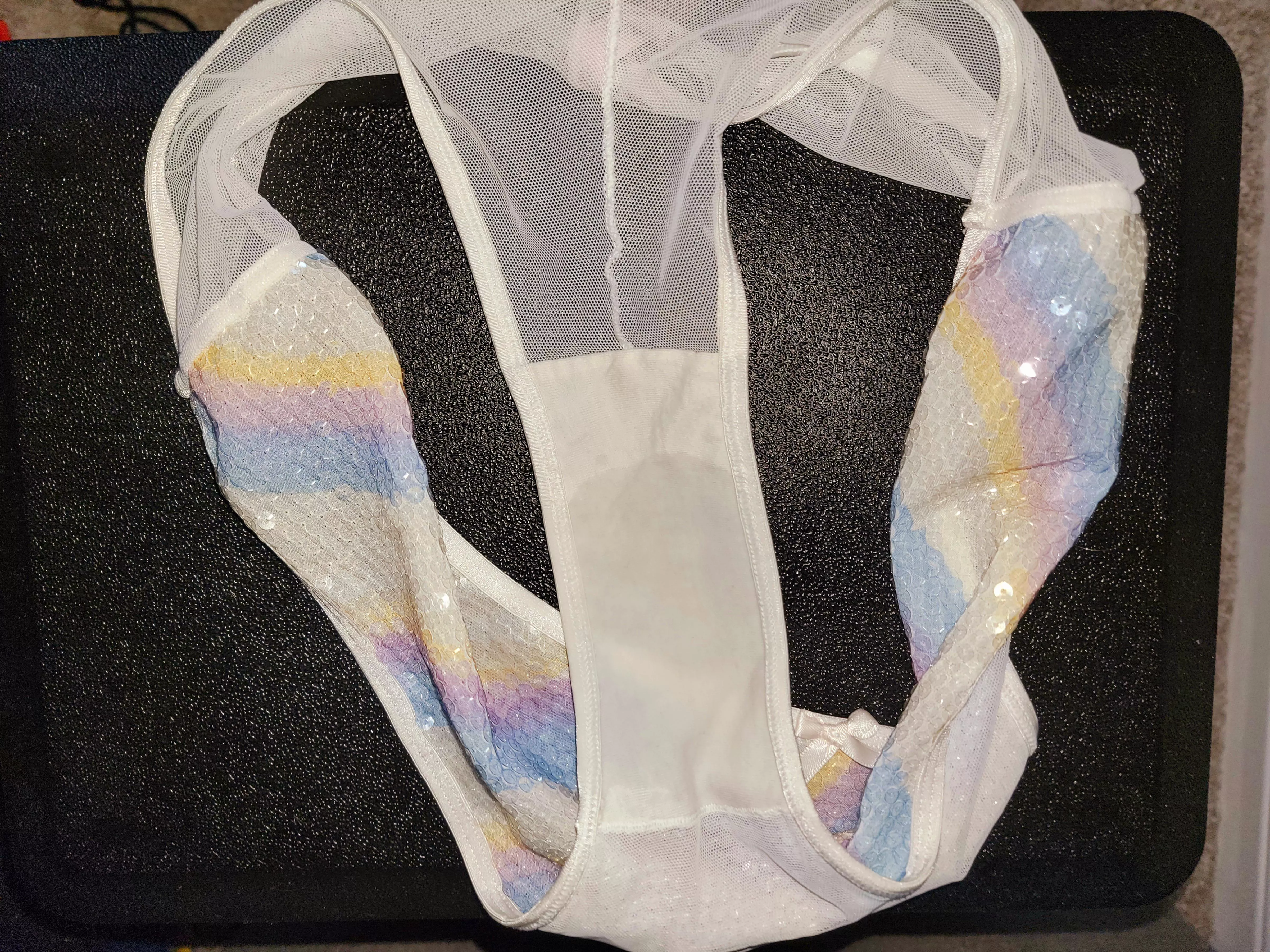 I was able to keep most of the cum inside posted by AngelMoonBaby77