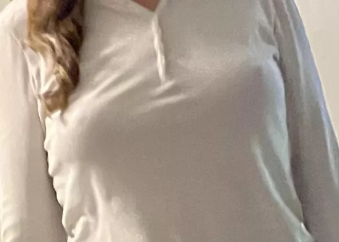 I was born to be braless ?? by LittleMissStreak