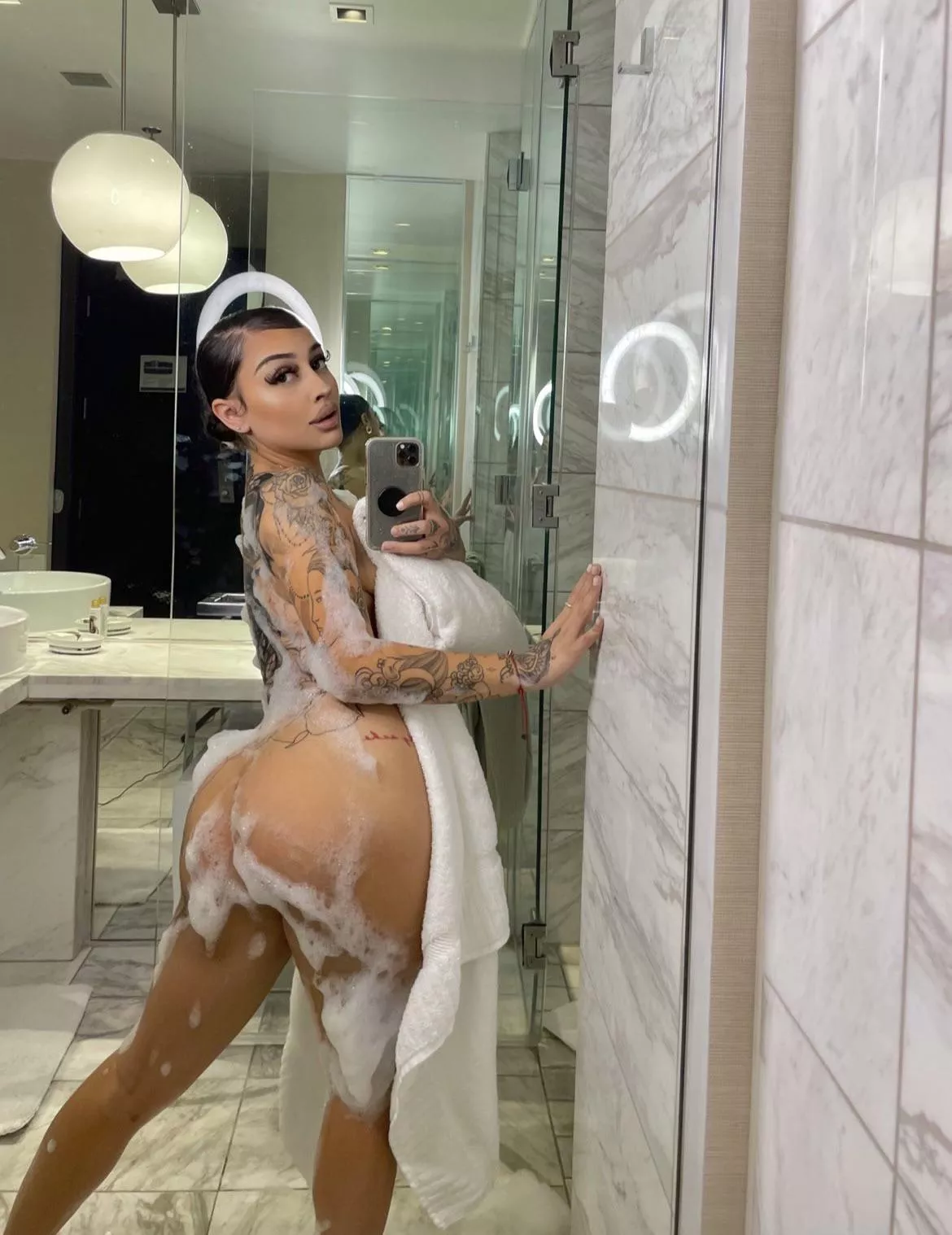 I was looking too good to not stop and take a pic posted by goddesspaola