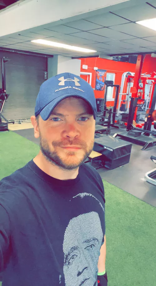 I was on a date last night and the guy left to go feed the meter and never came back. Been rejected a lot lately. 😞 by x-Mowens-x