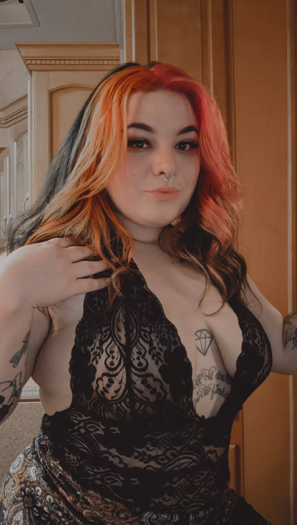 I was told I belonged to this sub, so let's hope I fit in 🖤 posted by xmushroombby