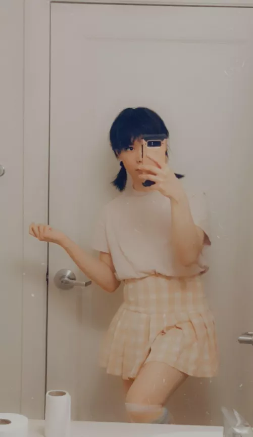 I wish I could dress up feminine all the time! by Pinnoki