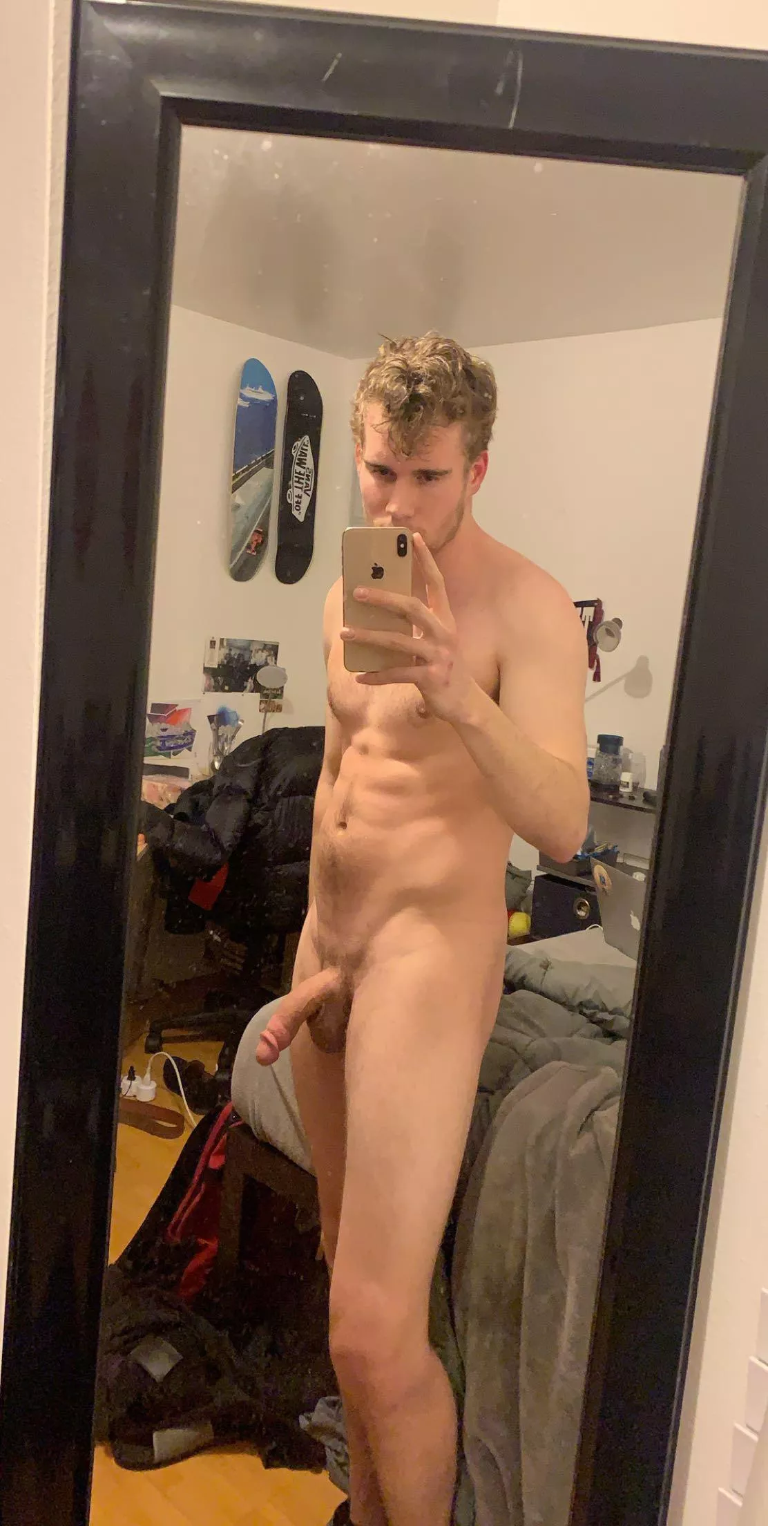 I wish someone could suck on it😝 posted by smitty9inches