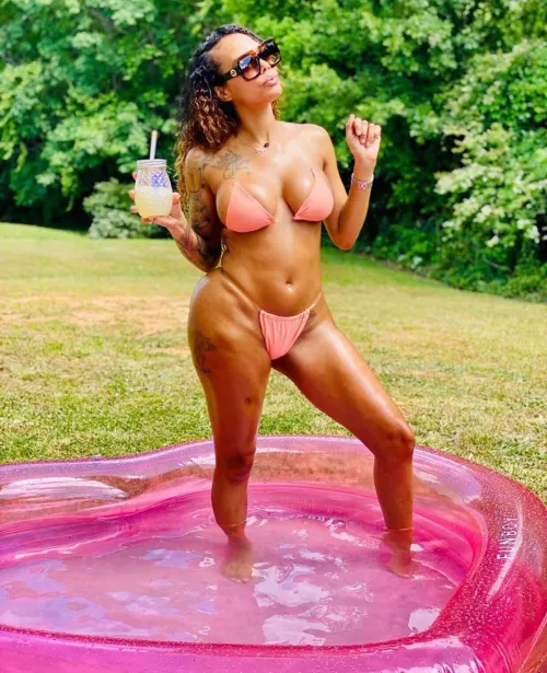 I woludn't last... by arterysassy