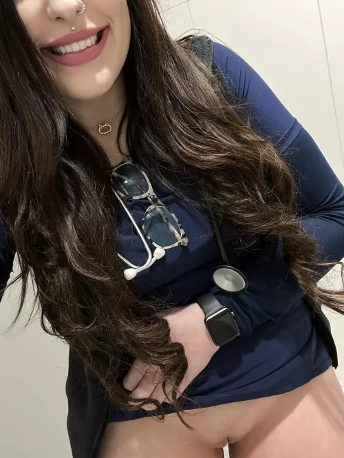 I wonder if my patients can tell I’m a brat? 🤔😏 🙊 💋 happy Monday! by korethekitty