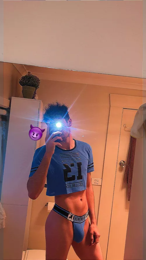 I wonder if they’ll let me in the gay club looking like this🤓🤭 by CorgiDapper