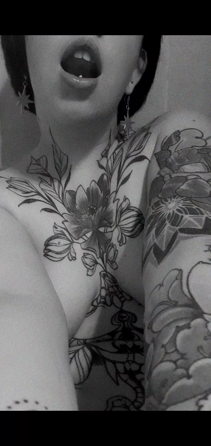 I would like to have you tied up very tightly in bed, leaving you weak and defenseless and being able to do whatever I want to you, including using my cane to show you who's boss. posted by lilith091