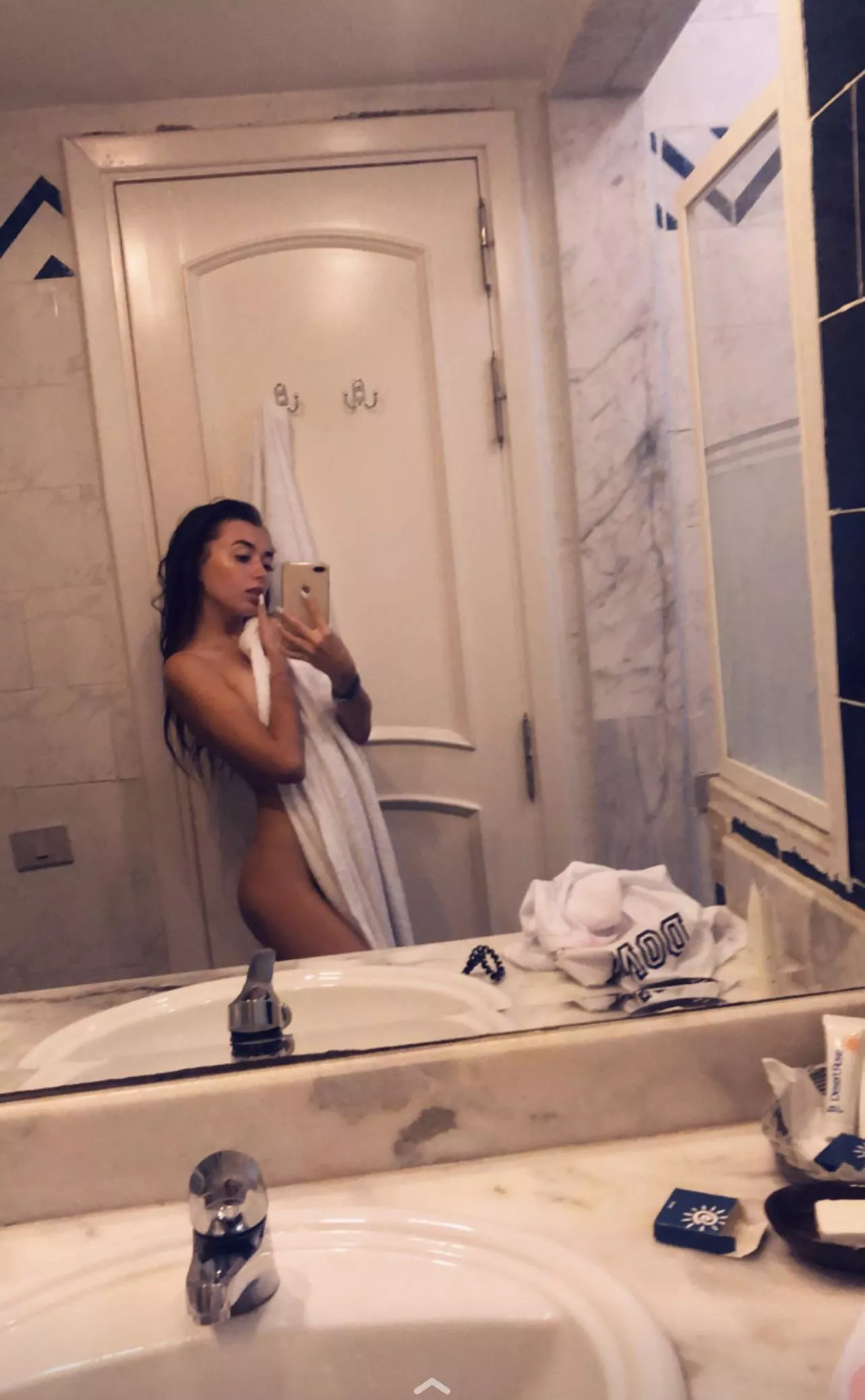 I'd be so horny if someone jerks off to me.. posted by Mari6mi