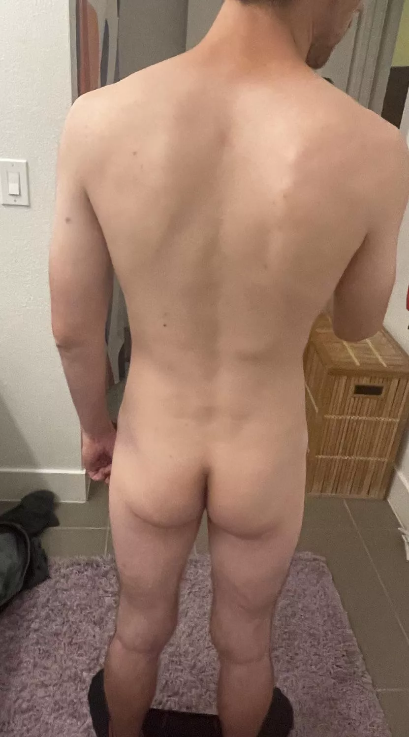 I’d let a straight dude pound me posted by FlamingoMaverick