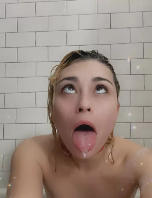 I’d love a face painting 🥰💦💦 by Ravenrockette