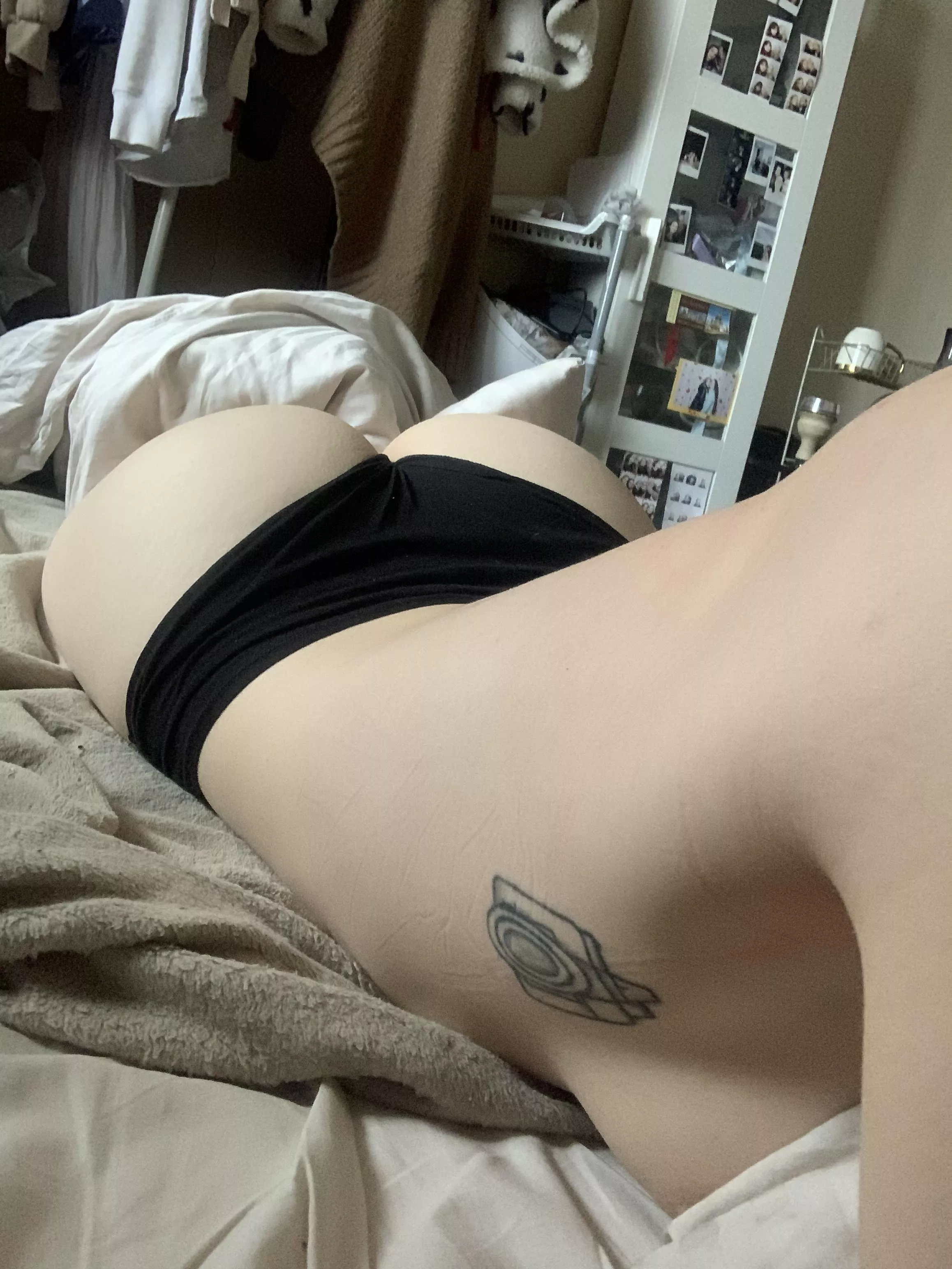 I'd love to show you something! 😏 posted by Kimberly_dool