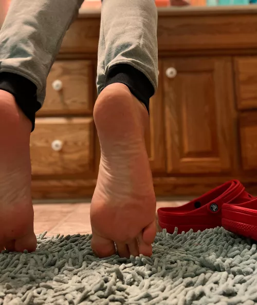 I’d need a few hands by Jumpy_Ad_7856