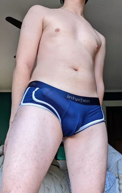 I'd say the outline is fairly well defined. by BigRainStick