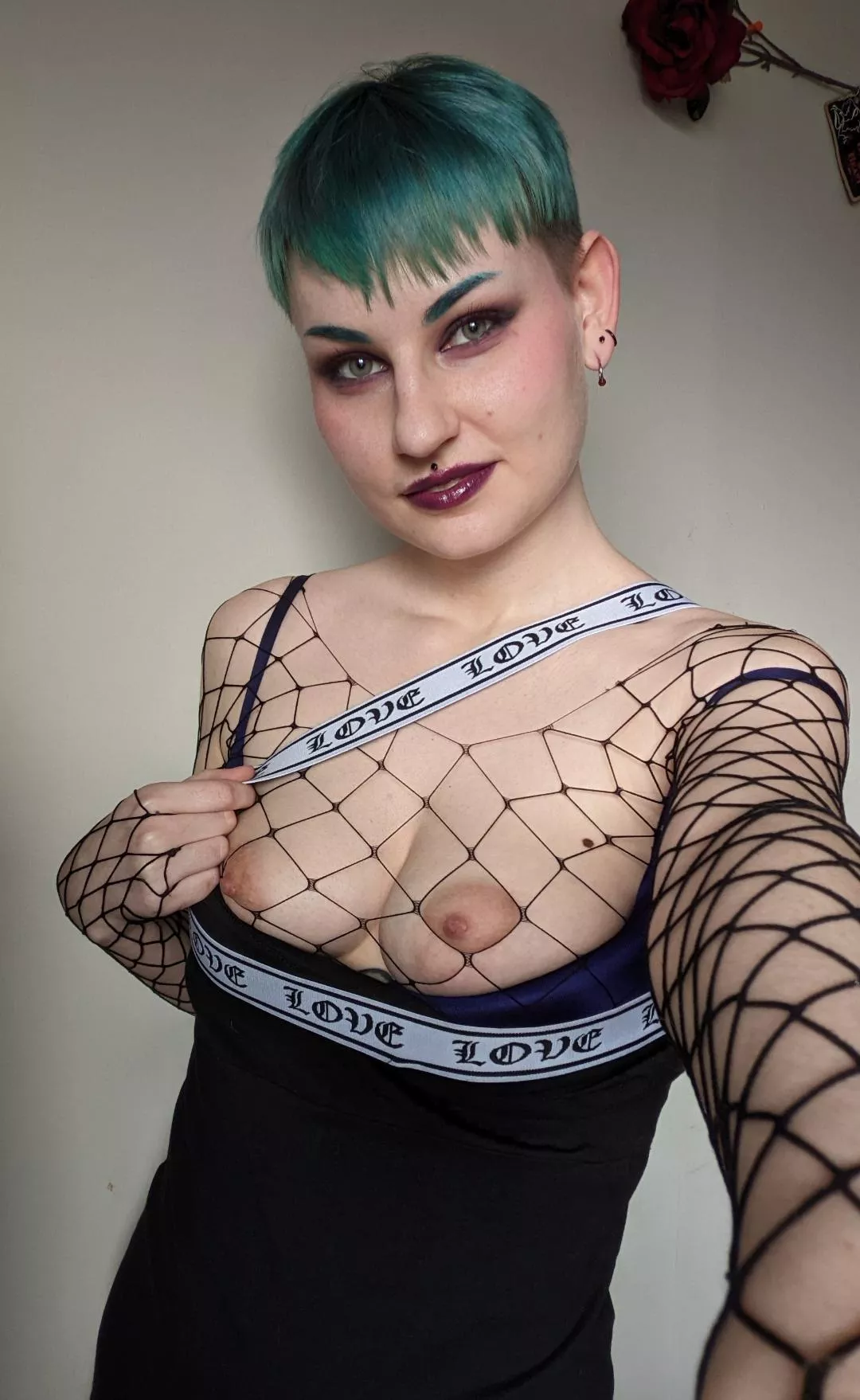 idk if I'm wearing this dress right 😏 posted by novajrose