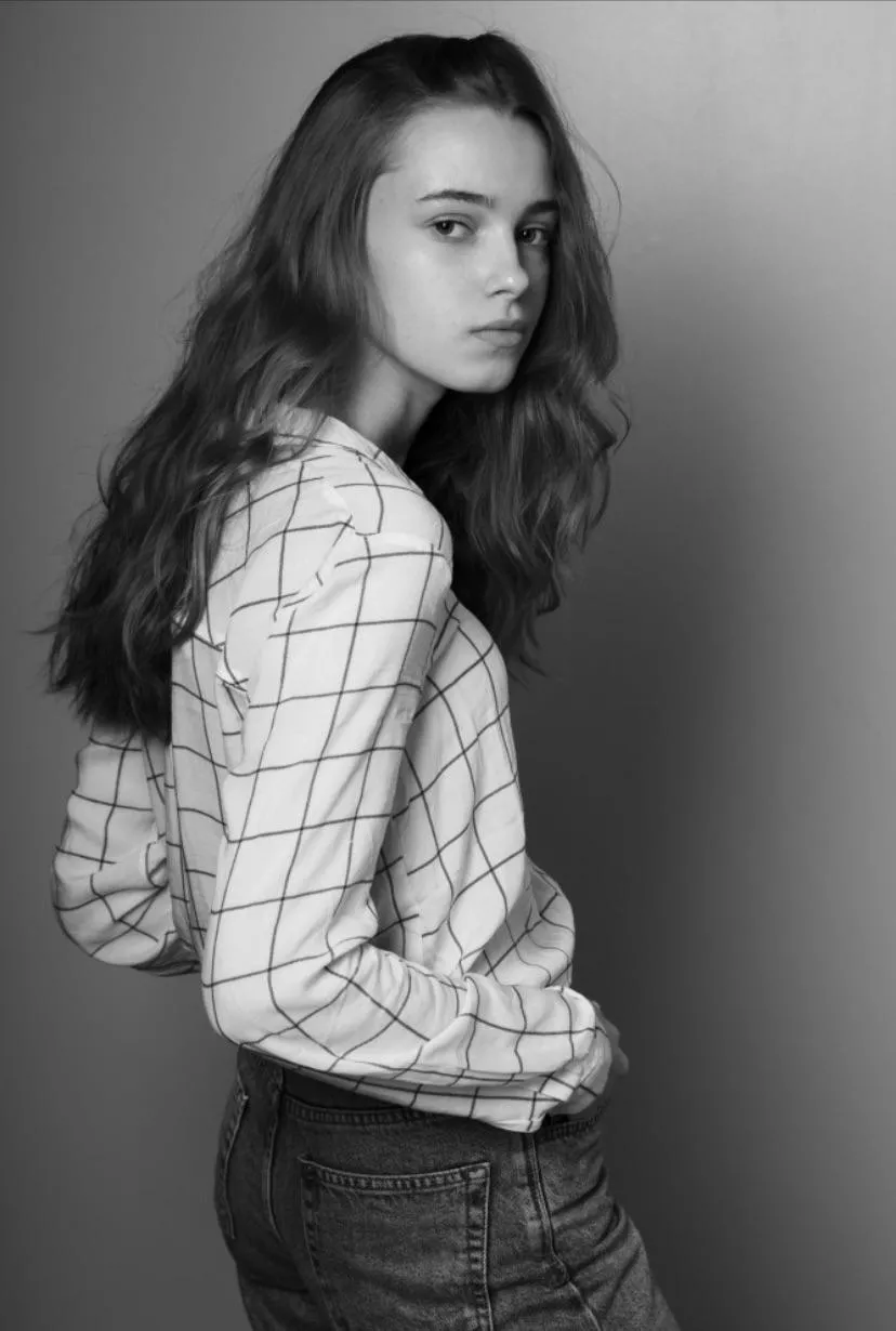 Ieva Rainyte posted by bobbyUP-MKII