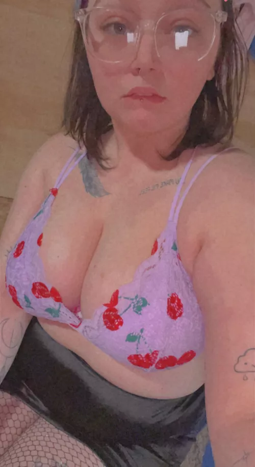 If any of you sleep throughout the night feel lucky cause here I am awake asf by darbylea17