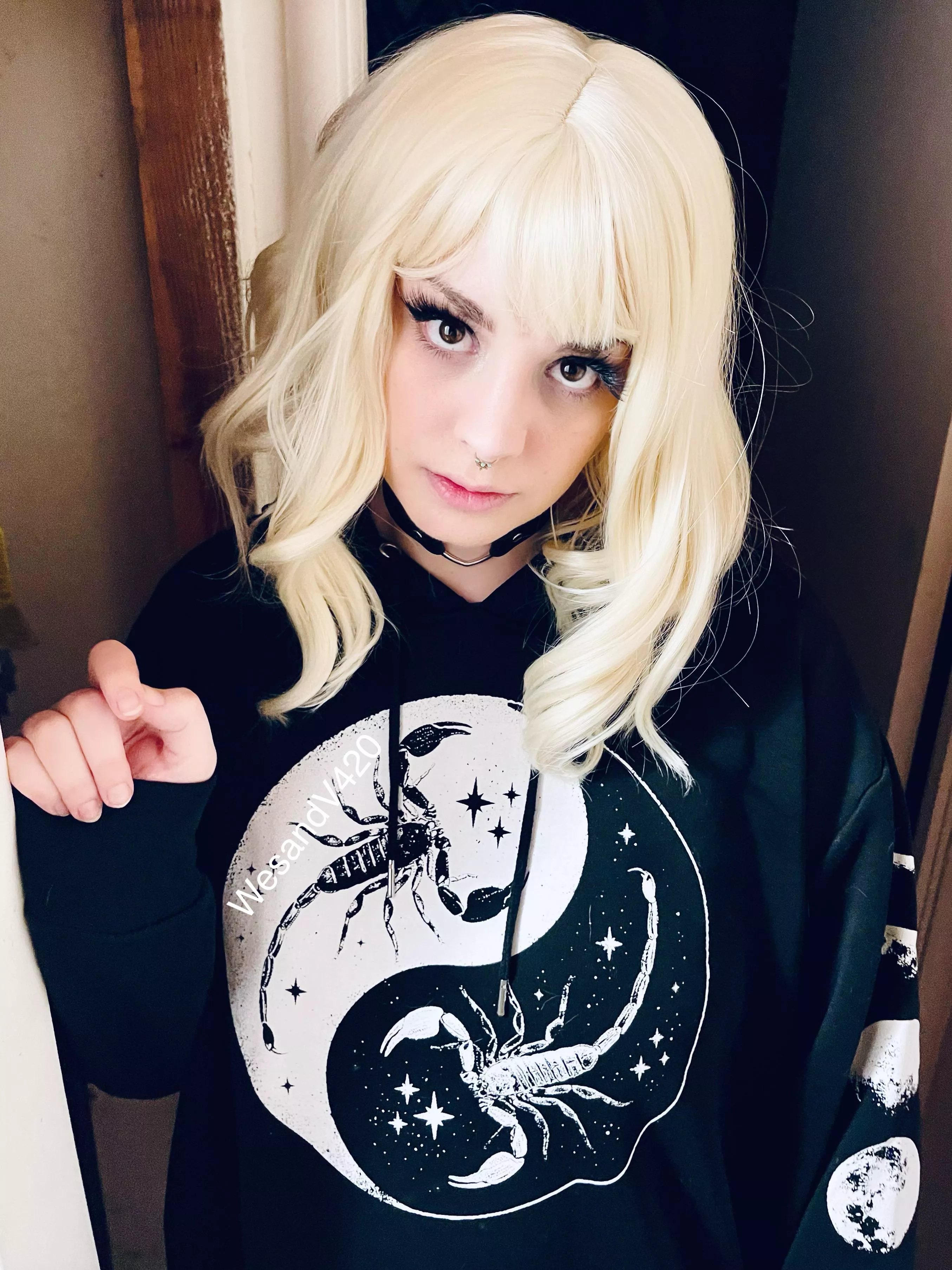 if anyone is awake rn, let’s play smash or pass, im curious hehe posted by Wesandveronica420