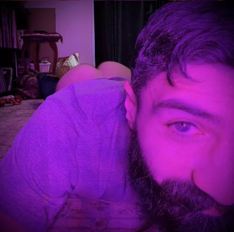 If I bring the beard can you bring the boner 🥺 posted by sp_c_g_d