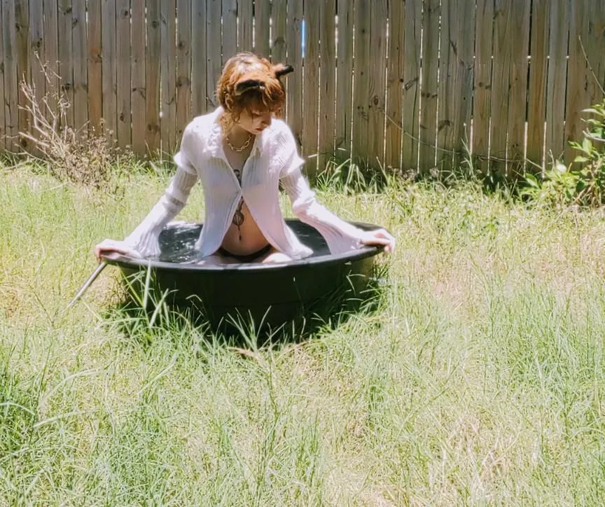 if i fits i sits posted by Lil_Peachy_Fox