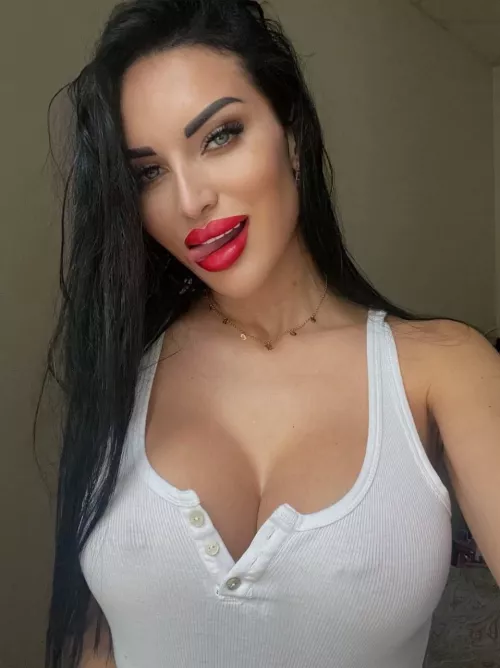 If I send you this, would you consider skipping work for me? by windyconflict1