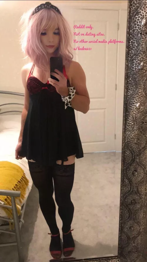 If I wear my sisters lingerie for you, would you take my virginity? 😳 by loulou231alt