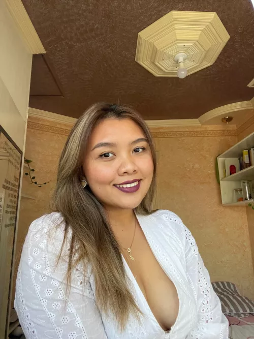 If secretaries didn’t have a strict dress code 🤧 by subrosapersona