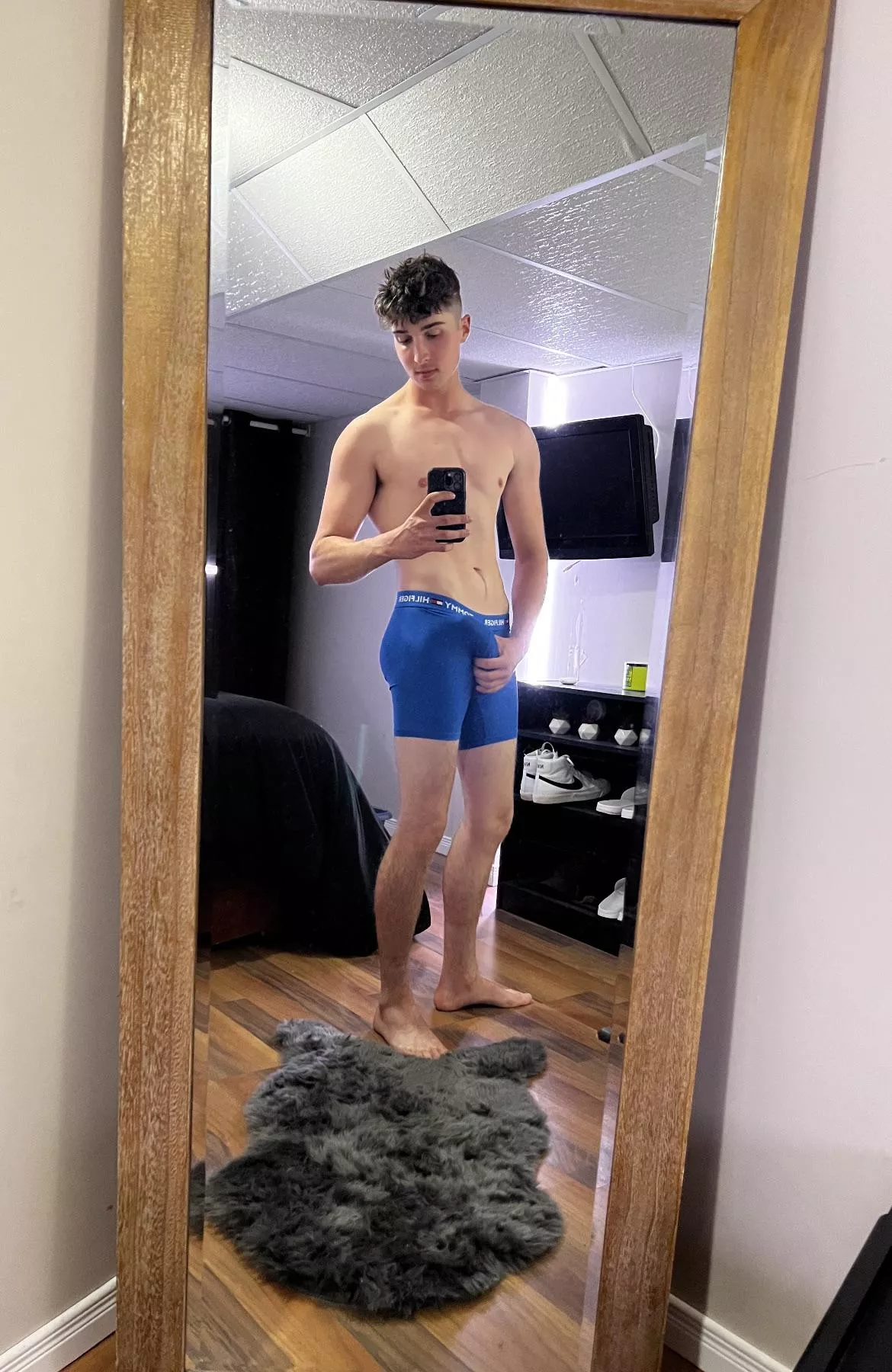 If we were roomates, would you let me walk around with my dick like this? posted by sadboycad