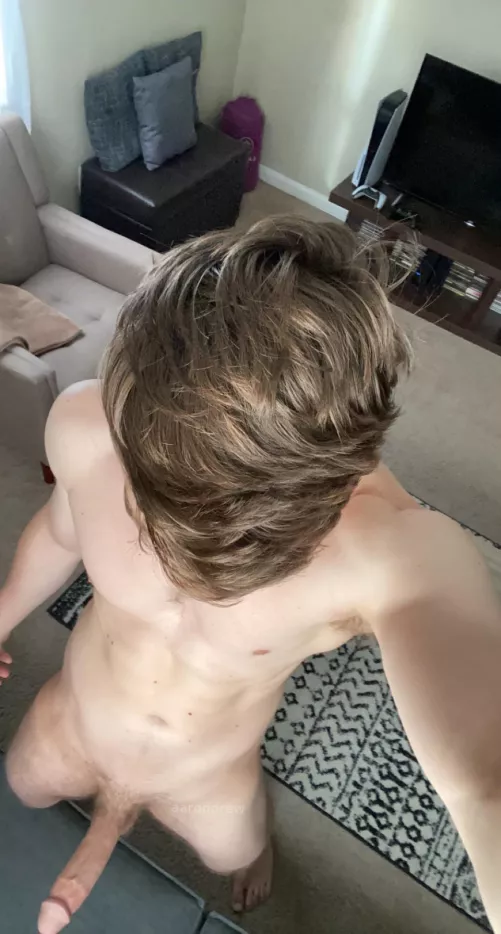 If we were roommates, could we jerk off together? by aarondrew1