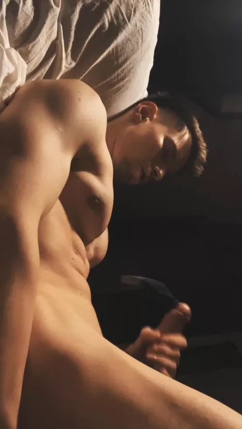 If you ask nicely, I’ll show the whole vid by jsessions12