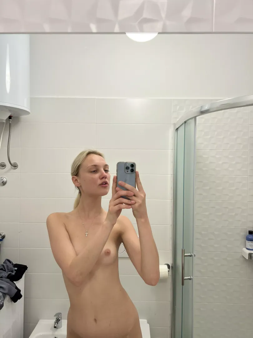 If you don't have a GF to send you nudes... posted by Muza_for_love