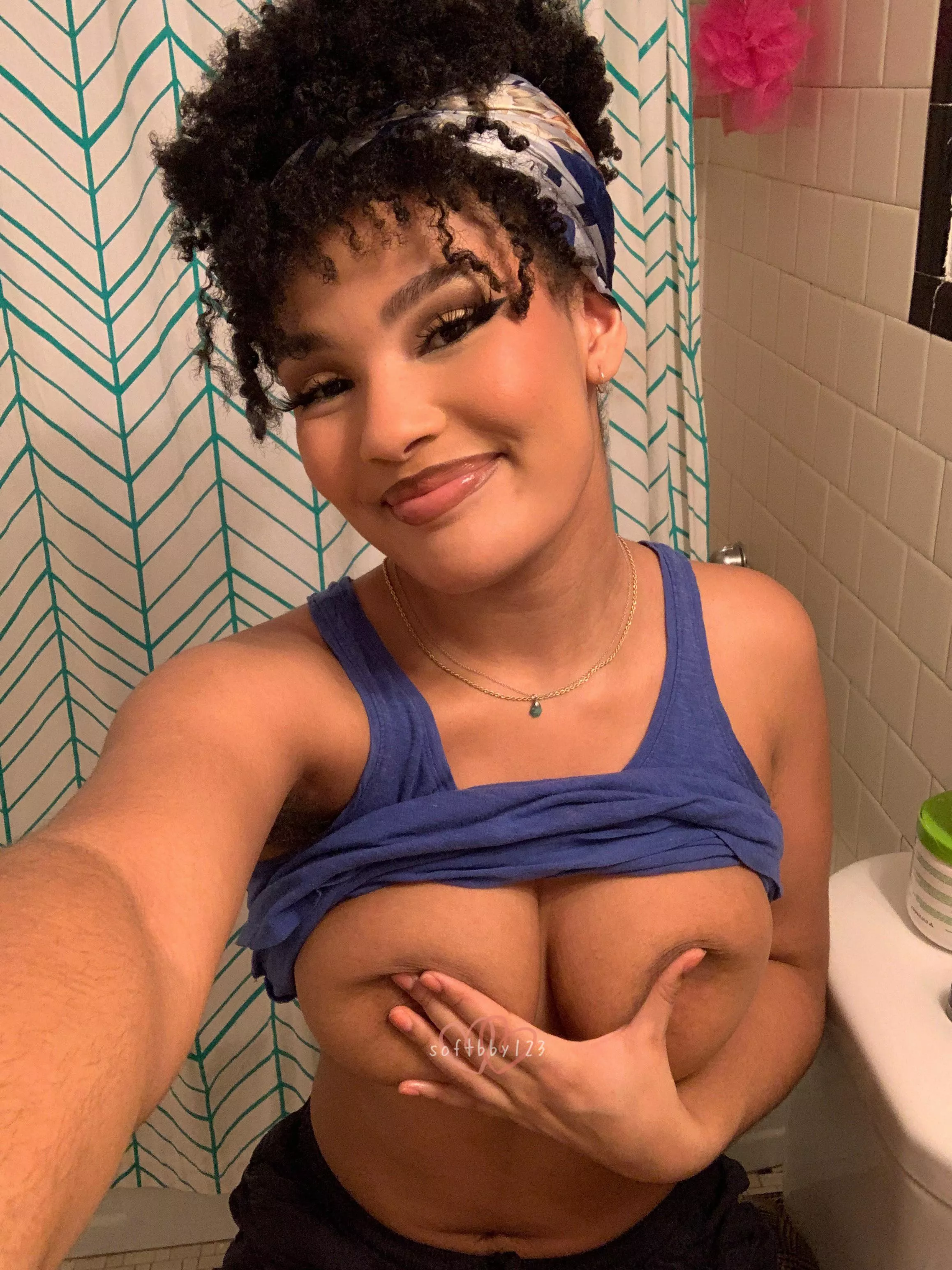 If you help me with my Sunday cleaning I’ll give you oral, deal? posted by softbby123