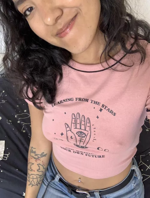 If you saw me on the street, would you say hi? by lunarcrabbyram