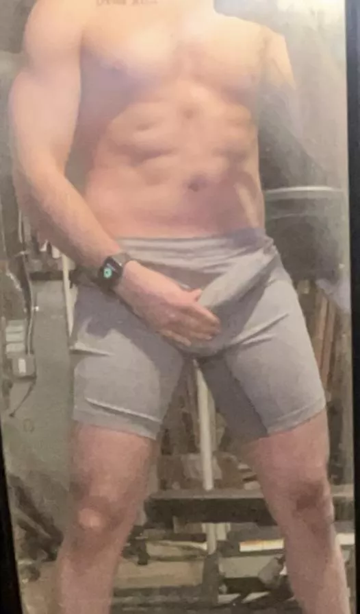 If you saw me wearing these at the gym would you pretend not to notice? posted by Beneficial_Nebula_17