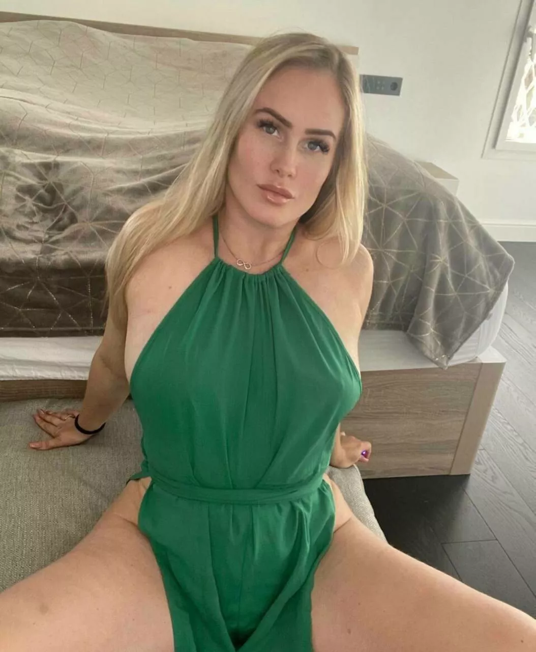 If you want real, soft and sweet 🍒I am your girl💋 premium page is absolutely free today 😳 use l! nk below👇🏻 posted by hoStlerpioneerin_g