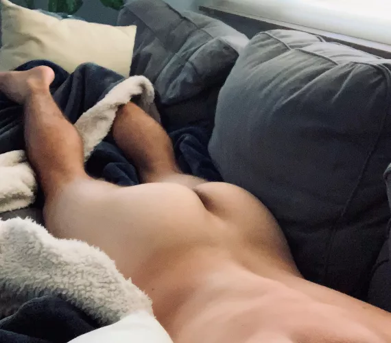 If you woke up to this on your couch. What would you do? by cincy33m