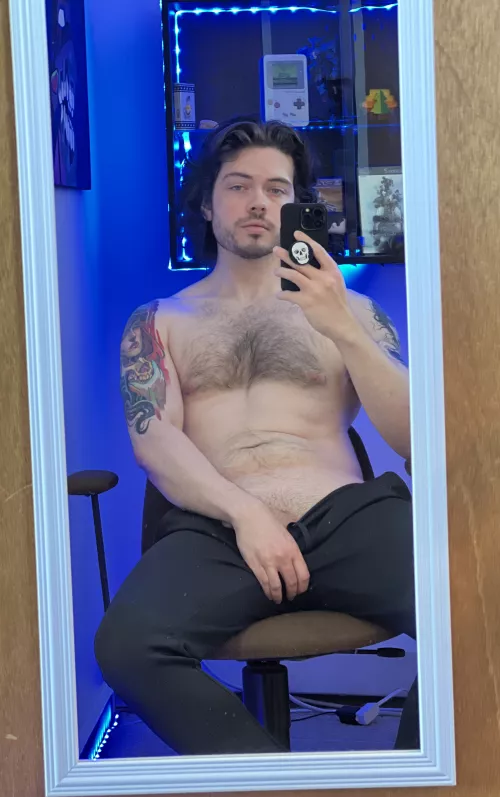 If you zoomed in on this picture you owe me your cum by NeonOccult