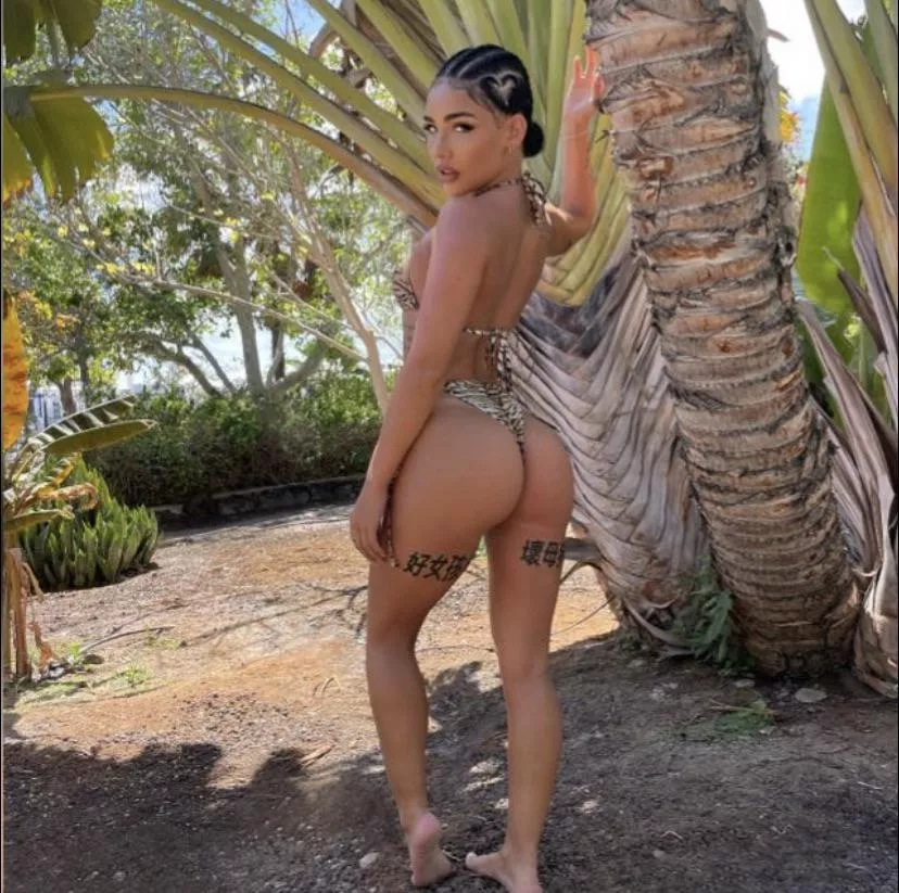 [IG] anyone know who this is? posted by thisoneredditgeek