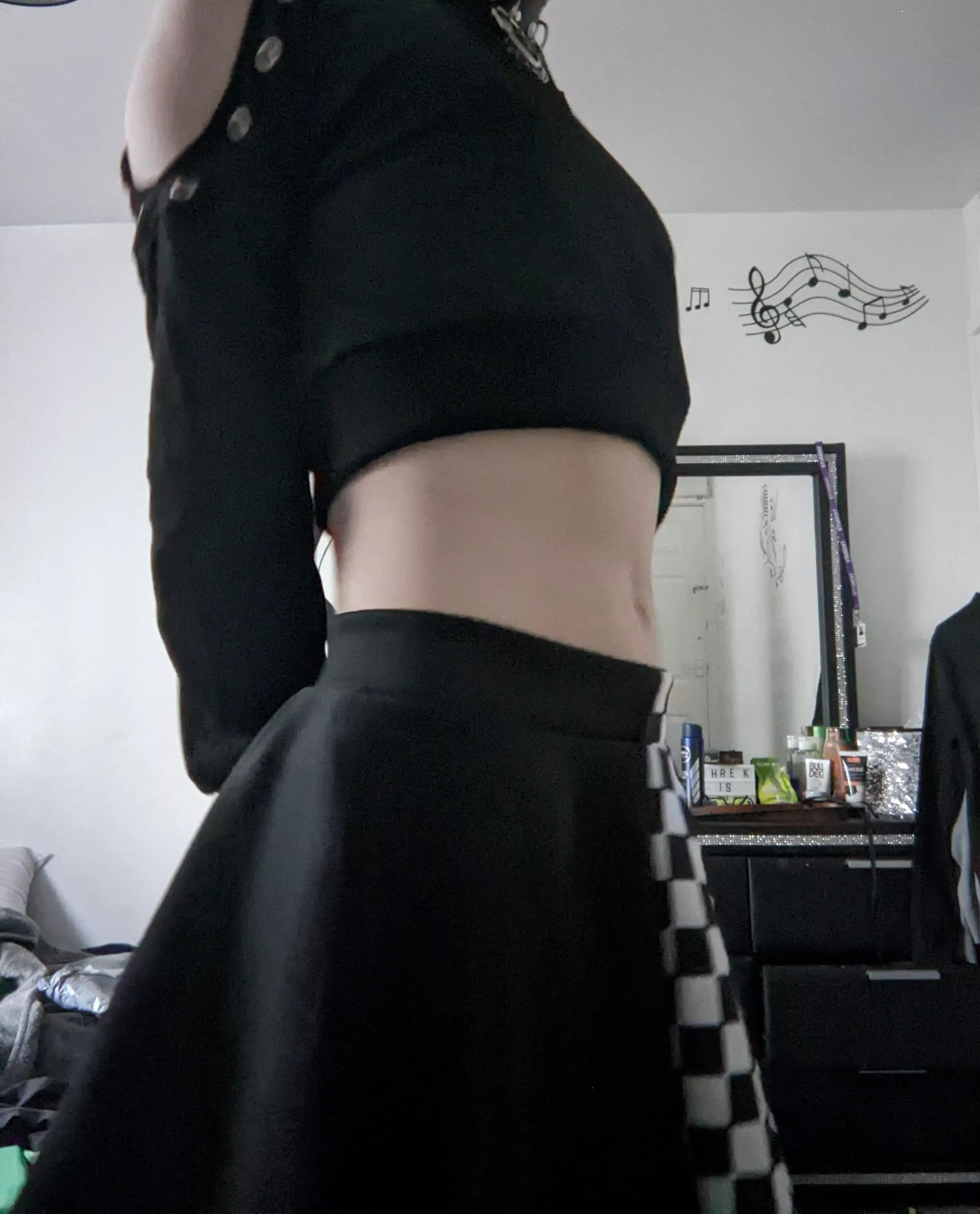 Ignore the dirty mirror istg posted by Appropriate-Writer80