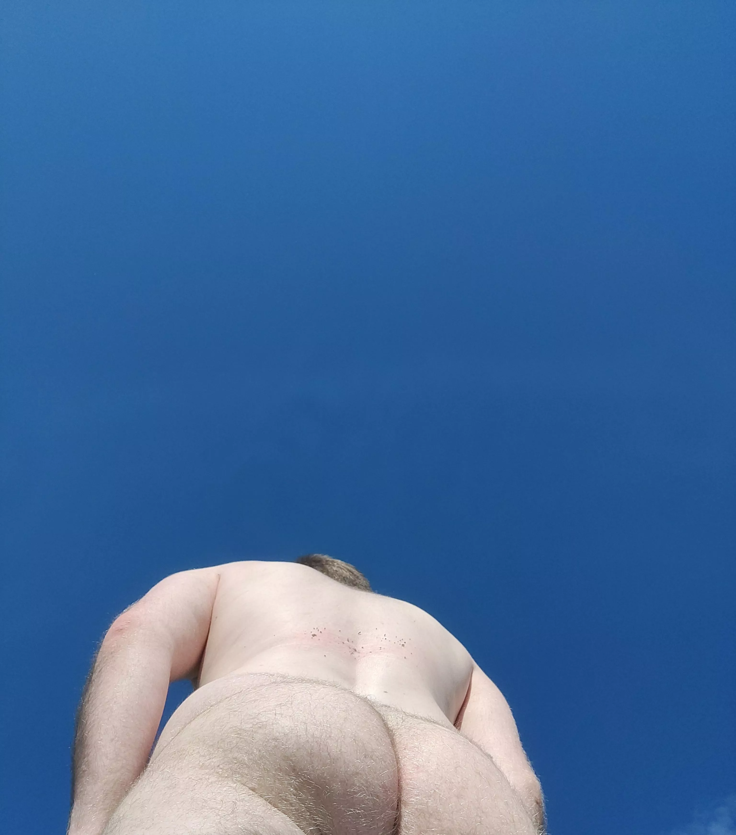 ignore the gravel on my back posted by seksCSC