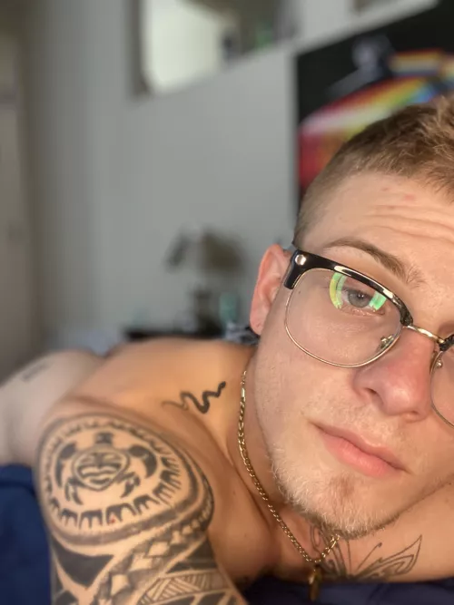 Ik you peeped the cheek🚨leave a comment😩 by successful_bag38321