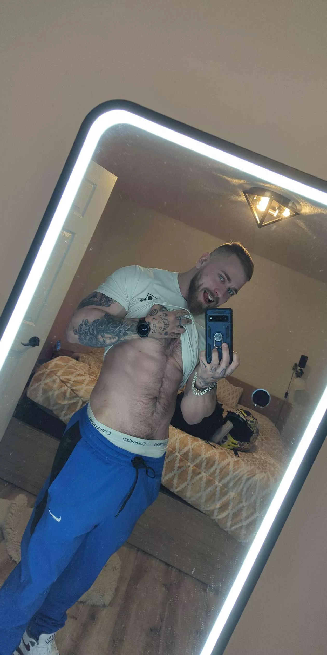 I’ll be your king 😉 posted by KingAtlas34