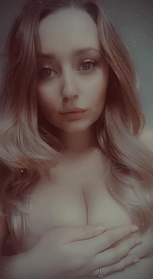 I’ll be your mommy, if you’ll be my daddy😈 by JUSTEMMACO