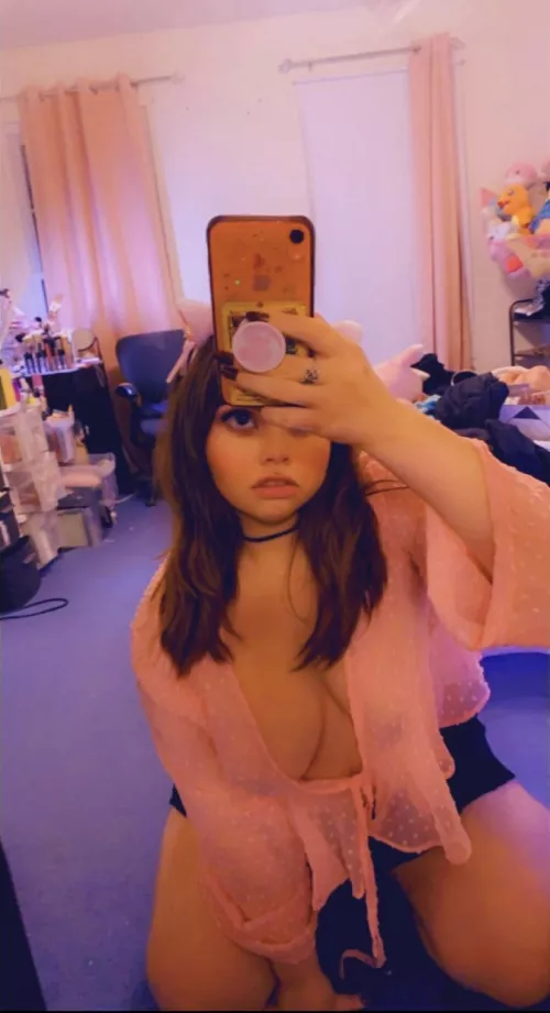 I’ll beg by mollyzedolly