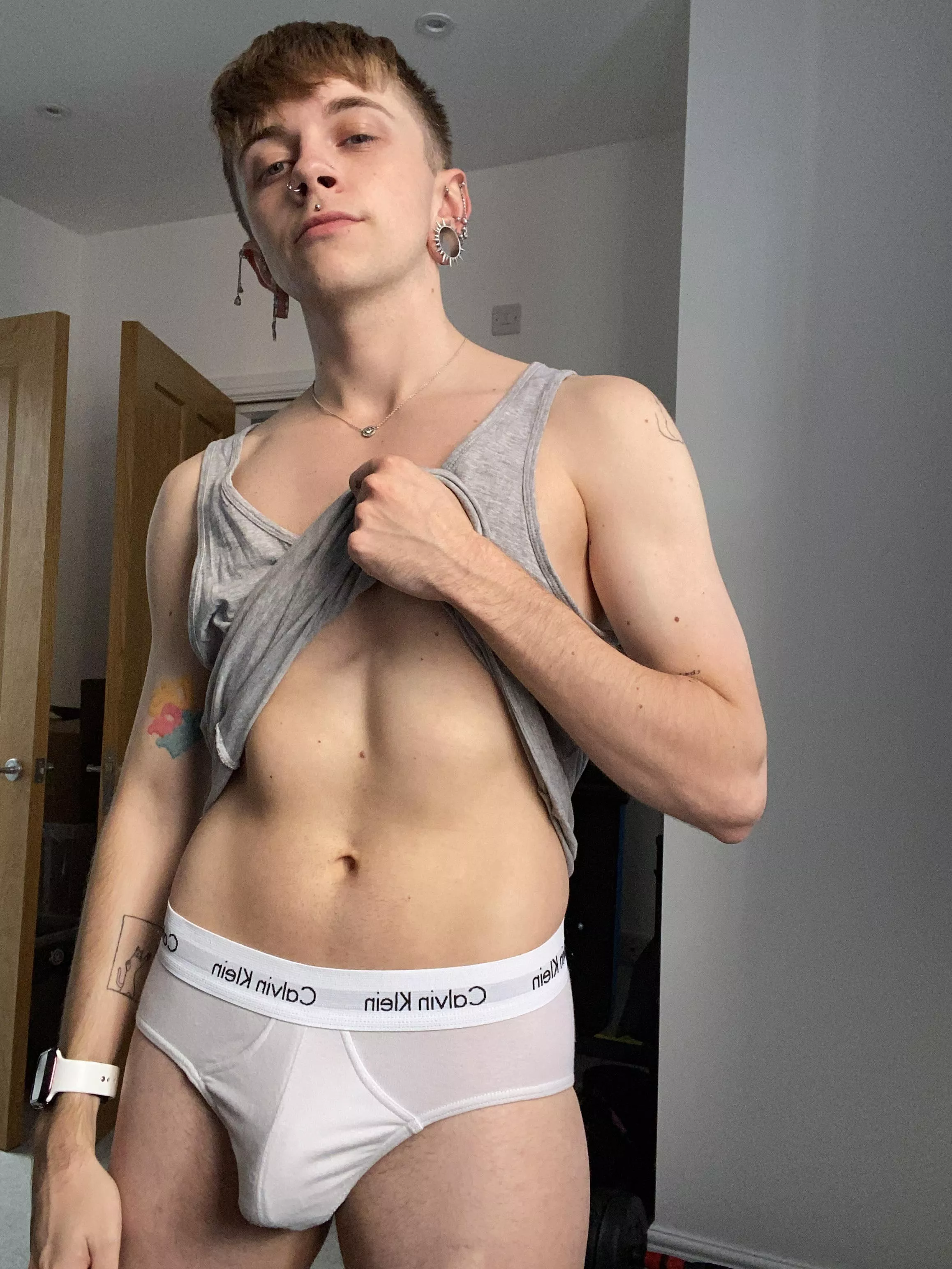 I’ll never get bored of a white CK bulge posted by Infinite-Advisor-986