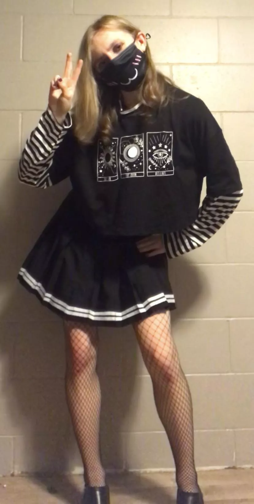 I’ll probably keep posting this outfit for a bit, really like it posted by EaterOfSoaps